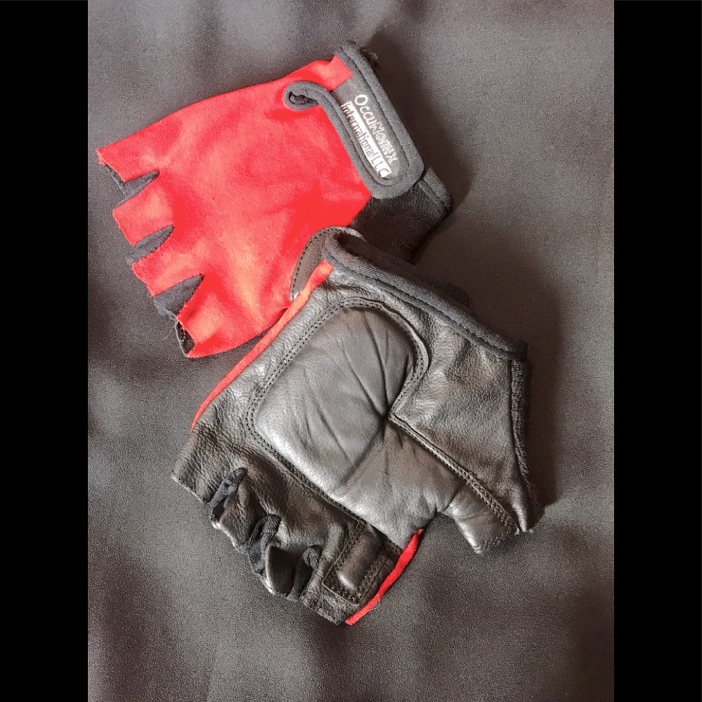COPY - ❤️🖤”EUC”🖤❤️ BIKER OR GYM GLOVES . . .